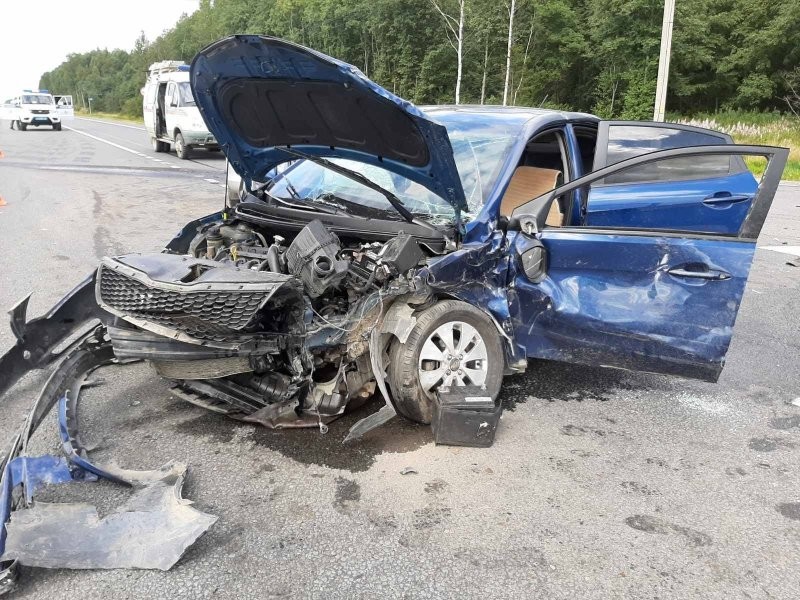 Авария дня. Четыре человека пострадали Вологодской области