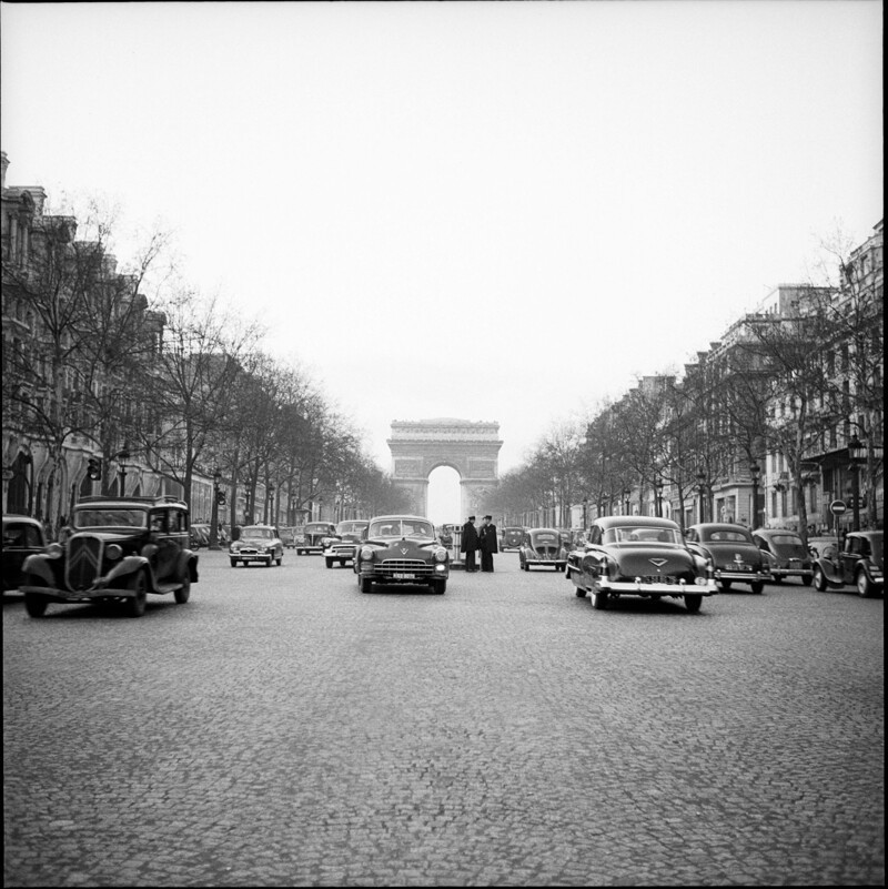 1952. Елисейские поля и Триумфальная арка