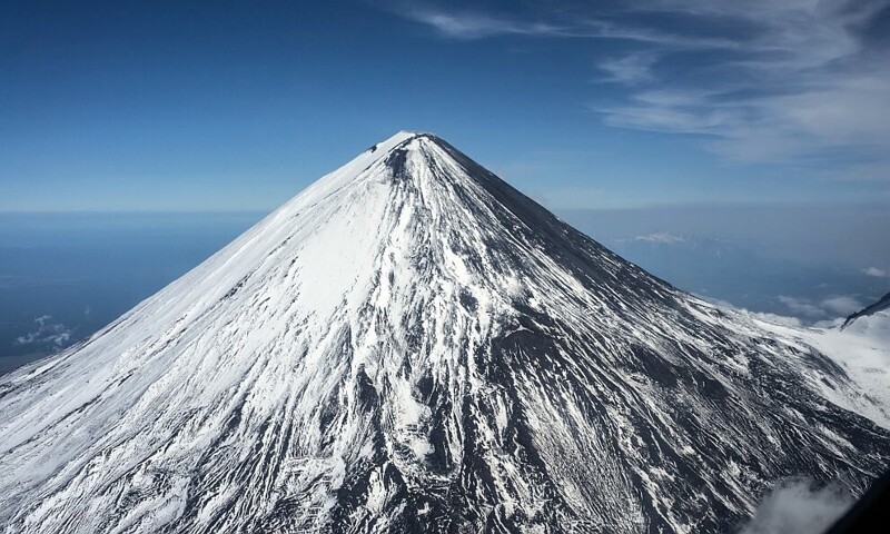 Ключевская Сопка (Ключевской вулкан) — действующий стратовулкан на востоке Камчатки. Имея высоту 4 850 м, является самым высоким активным вулканом на Евразийском континенте. Возраст вулкана приблизительно 7 000 лет: