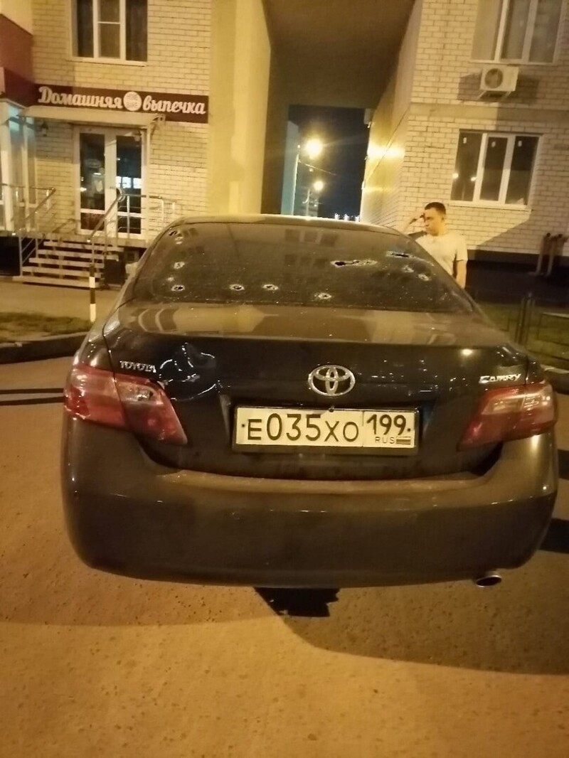 Дорожный конфликт в Воронеже обернулся резней водителей и расстрелом машины