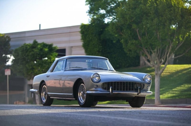 5. Ferrari 250 GT (№1007 GT) 1958 года продана за $456,000 (35 600 000 руб.).