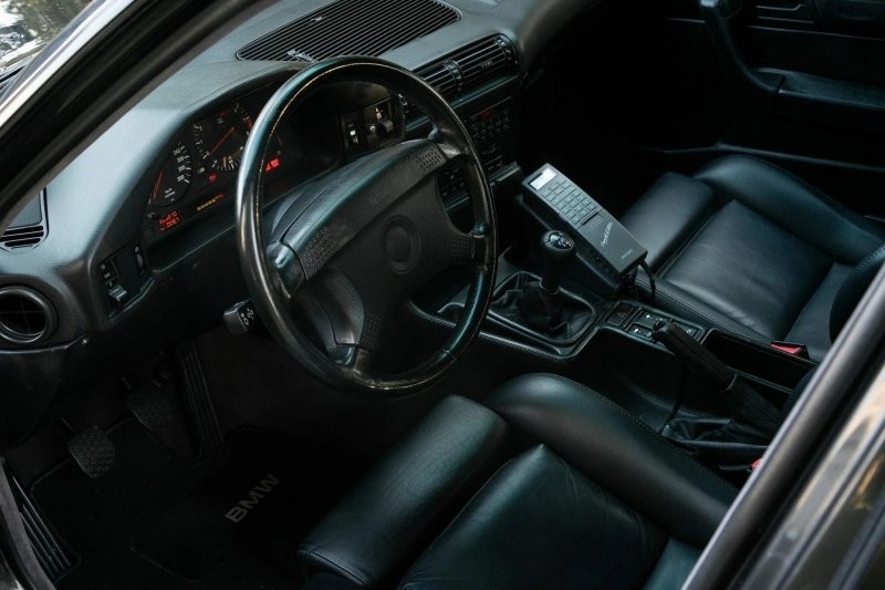 BMW M5 Touring E34 — Эпичный вариант семейного автомобиля