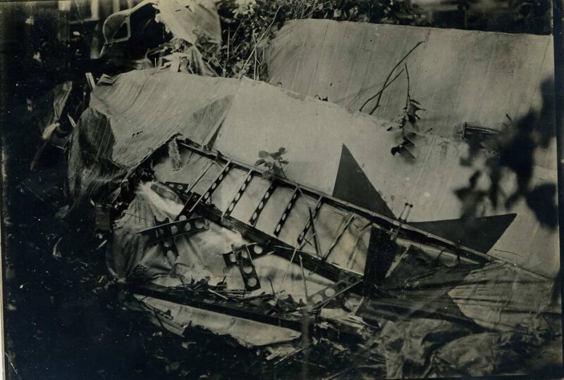 Самолет "Спад" разбитый при аварии морлета Мельникова в 1921