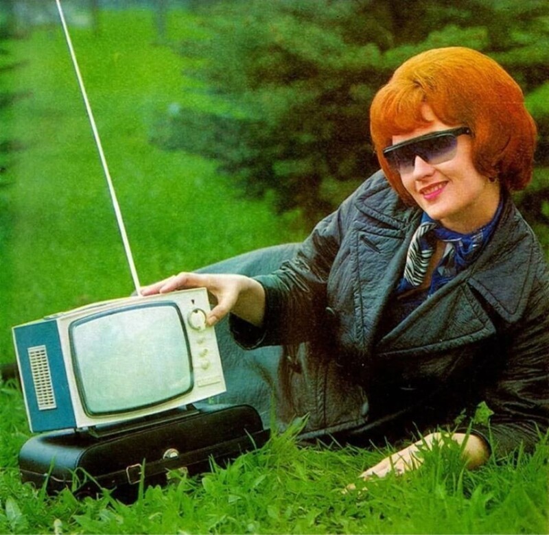 Телевизор Юность 1964 года.