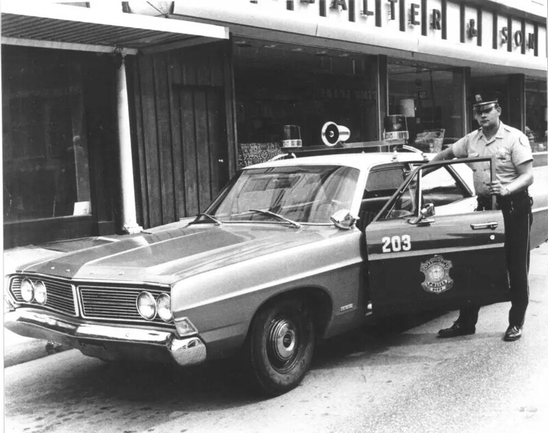 Сотрудник полиции Лексингтона, начало 70-х.