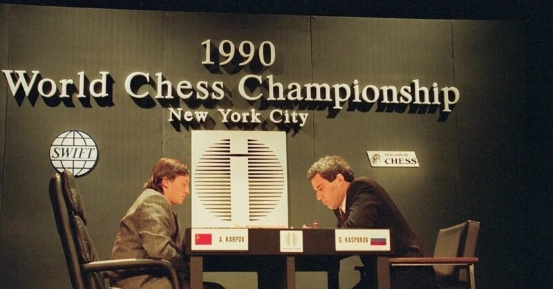 Противостояние двух гроссмейстеров Анатолия Карпова и Гарри Каспарова в матче за звание чемпиона мира по шахматам.