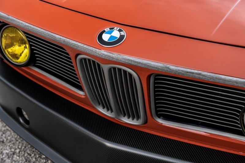 Отреставрированный и доработанный BMW 3.0 CS для Роберта Дауни-младшего