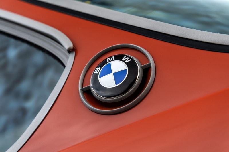 Отреставрированный и доработанный BMW 3.0 CS для Роберта Дауни-младшего