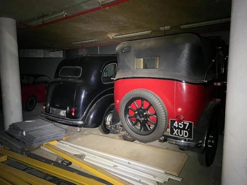 Подвал с сокровищами: с аукциона продадут исторические активы Bristol Cars