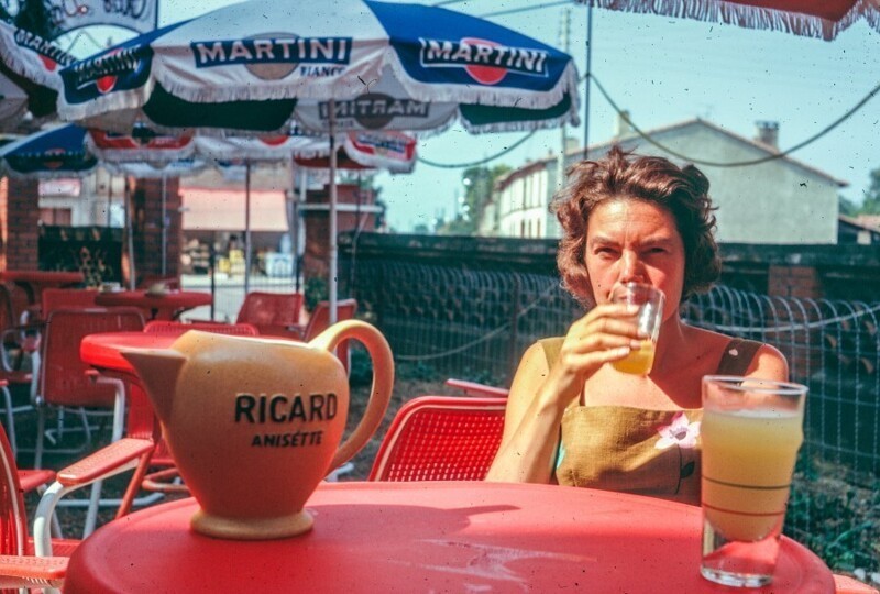Сентябрь 1970 года. Летнее кафе.