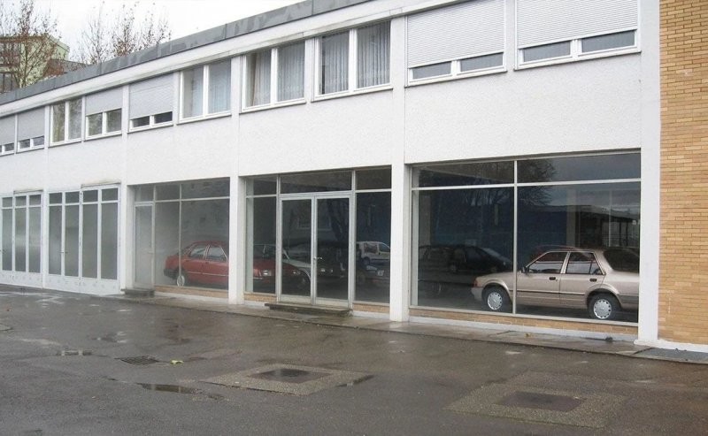 Заброшенный дилерский центр Ford в Германии пустует почти 30 лет