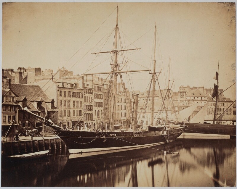 Императорская яхта "Королева Гортензия" в порту Гавра, Франция. 1856