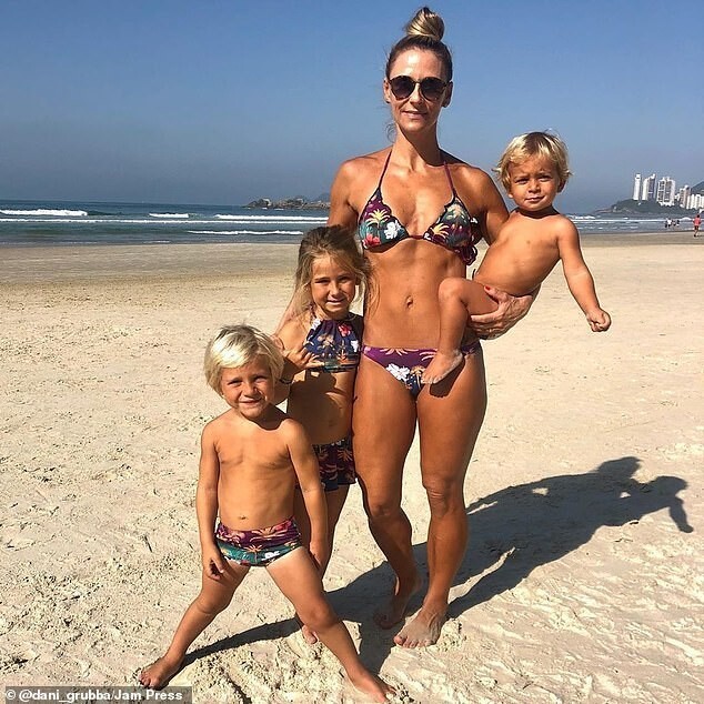 Камилла (39 лет) и ее трое детей