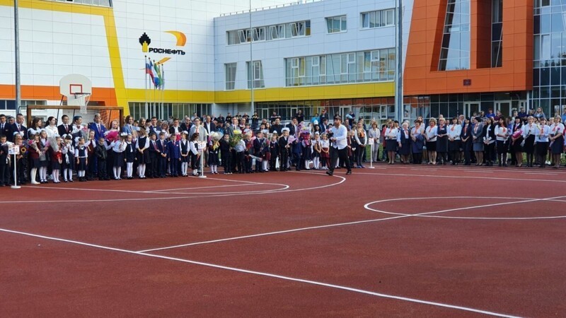 В г. Тулун (Иркутская область) открыли школу «Новая эра» на 1275 мест. 