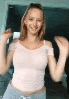Гифки с девушками Гифки с девушками