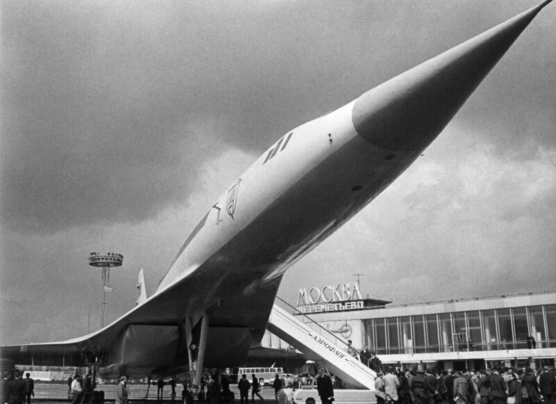 1969. Ту-144
