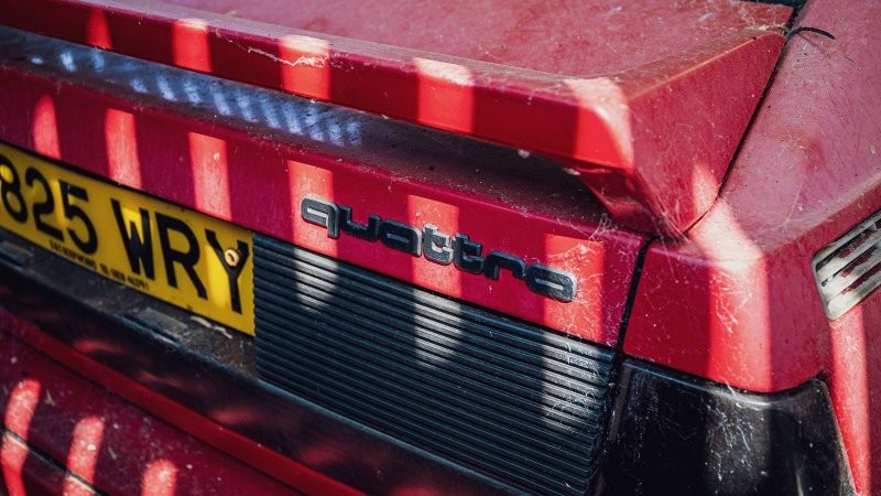 В продаже Audi quattro 1985 года, который 25 лет простоял в обычном сарае на ферме