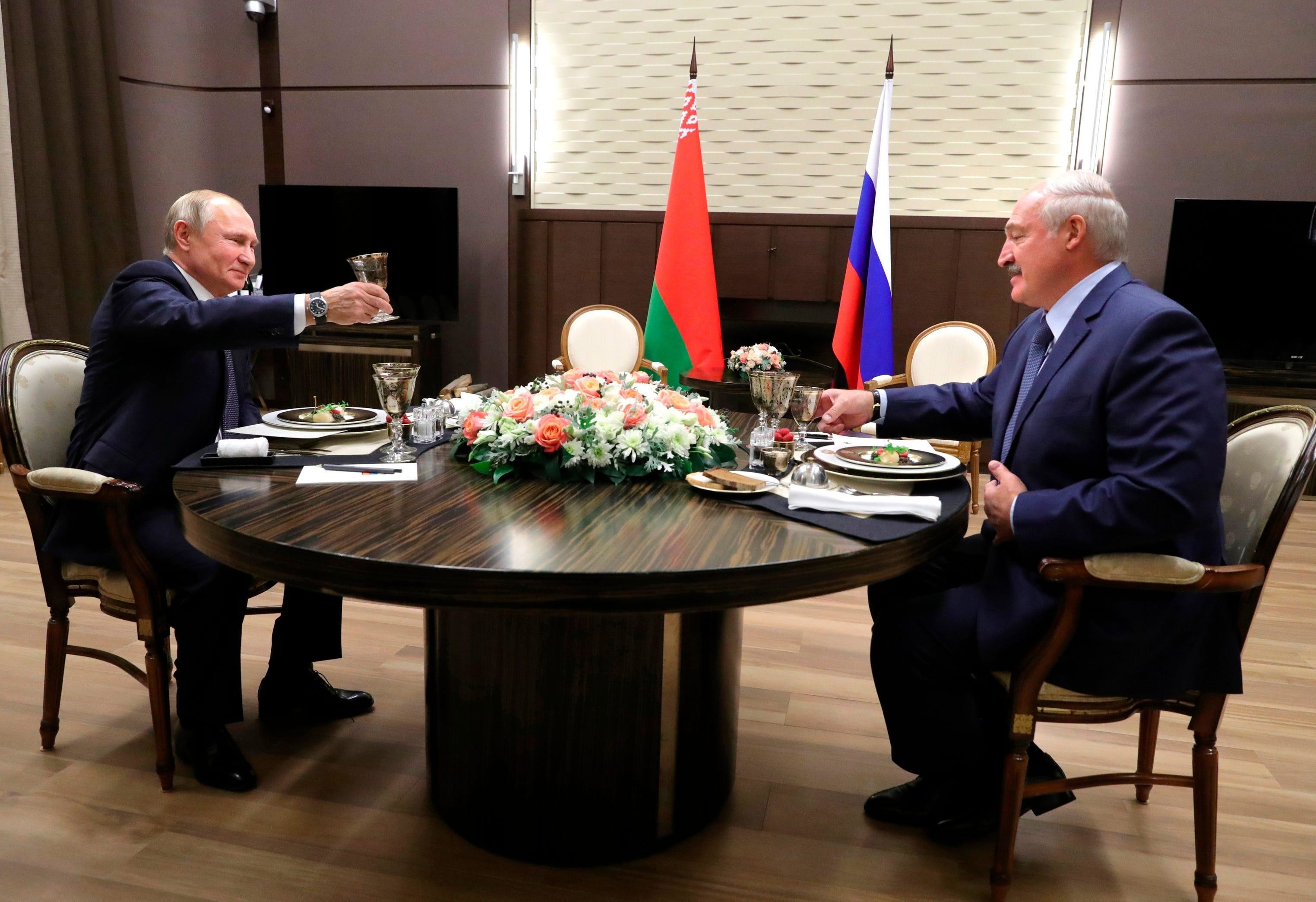В Сочи завершились пятичасовые переговоры Путина и Лукашенко
