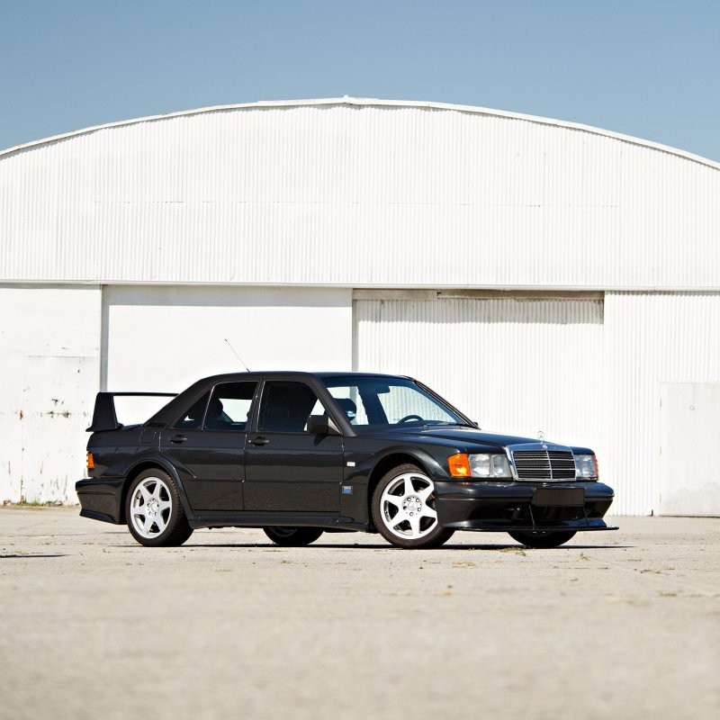 9. Mercedes-Benz 190E 2.5-16 Evolution II 1990 года продан за $258,500 (21 300 000 руб.).