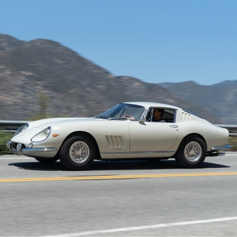 1. Ferrari 275 GTB Long Nose 1966 года продали за $3,080,000 (236 300 000 руб.). 8-ое место в ТОП-10 2020 года.