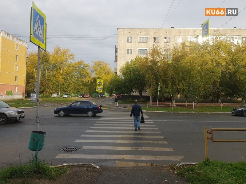  В Каменске-Уральском автомобилистка сбила пенсионерку с внучкой