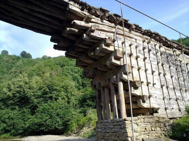 9. Деревянный мост в Джули, Дагестан