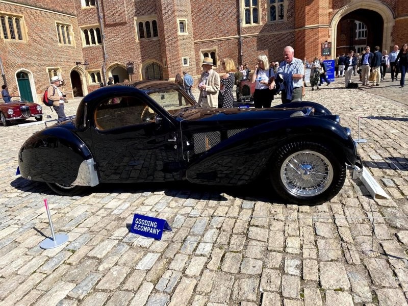 2. Bugatti Type 57S Atalante 1937 года продали за £7,855,000 (764 250 000 руб.). 2-е место в ТОП-10 2020 года! Рекорд.