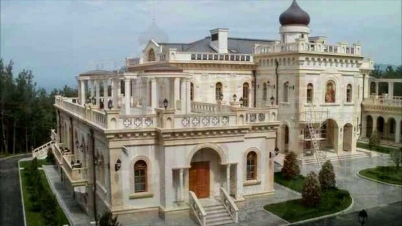 Где живет Патриарх Кирилл: резиденции, дома и квартиры