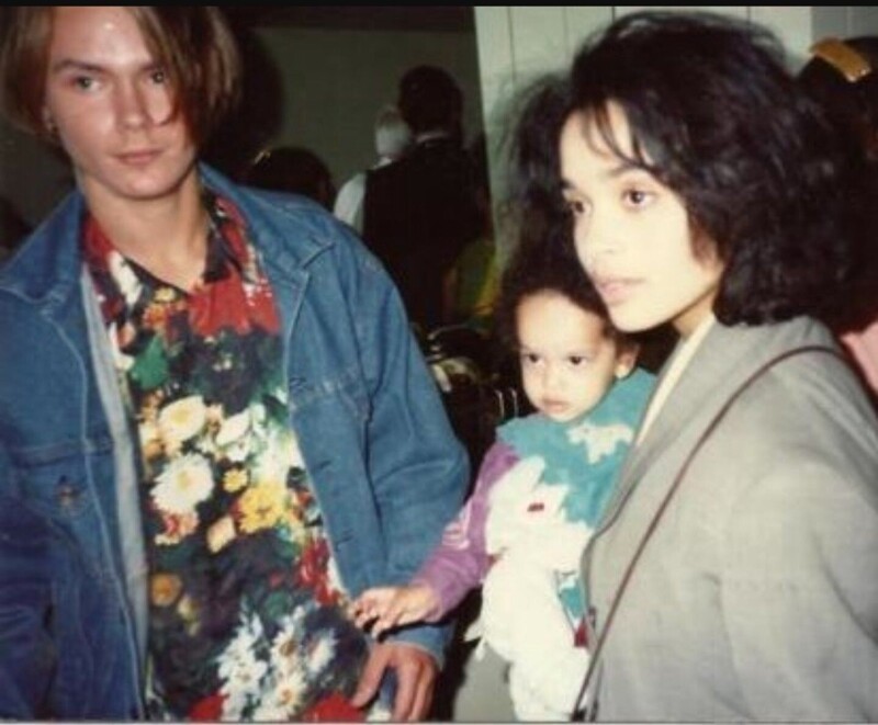 Ривер Феникс с Лизой Боне и маленькой Зои Кравиц, 1990 год
