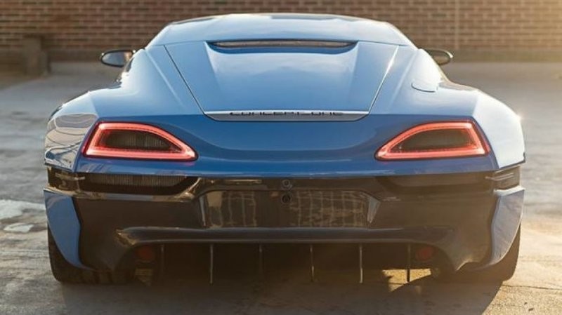 Один из семи выпущенных Rimac Concept One в настоящее время выставлен ​​на продажу в Нью-Йорке