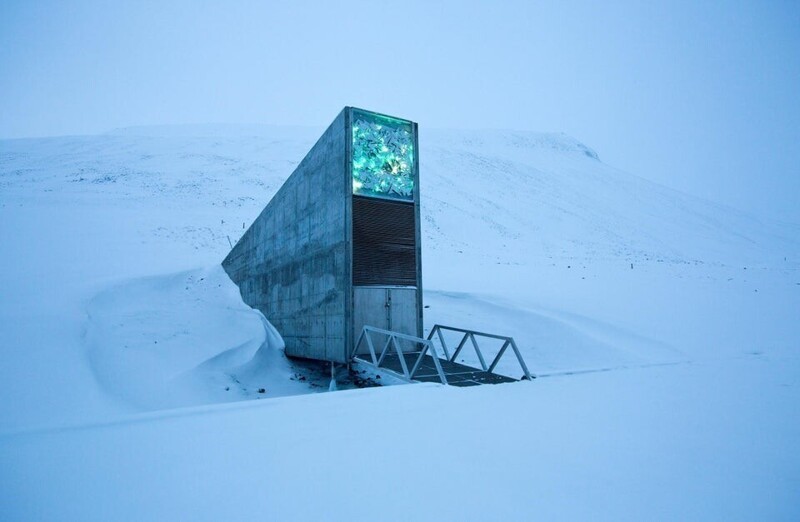 12. Вход во всемирное семенохранилище на Шпицбергене, Норвегия