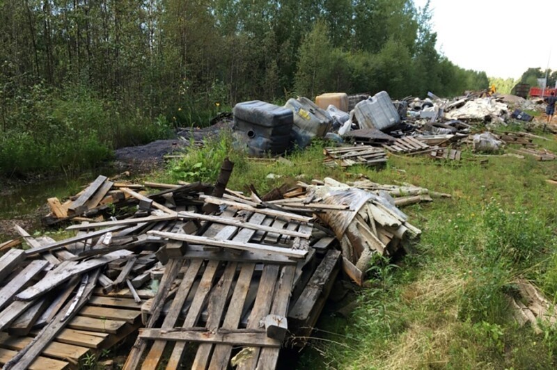 Пока Гульчук набивает карманы, Невский район превращается в большую свалку
