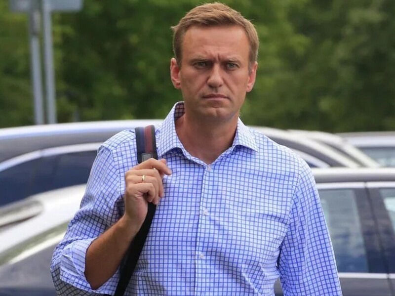 «Он не вернется»: опрошенные на улицах москвичи рассказали, что думают о Навальном