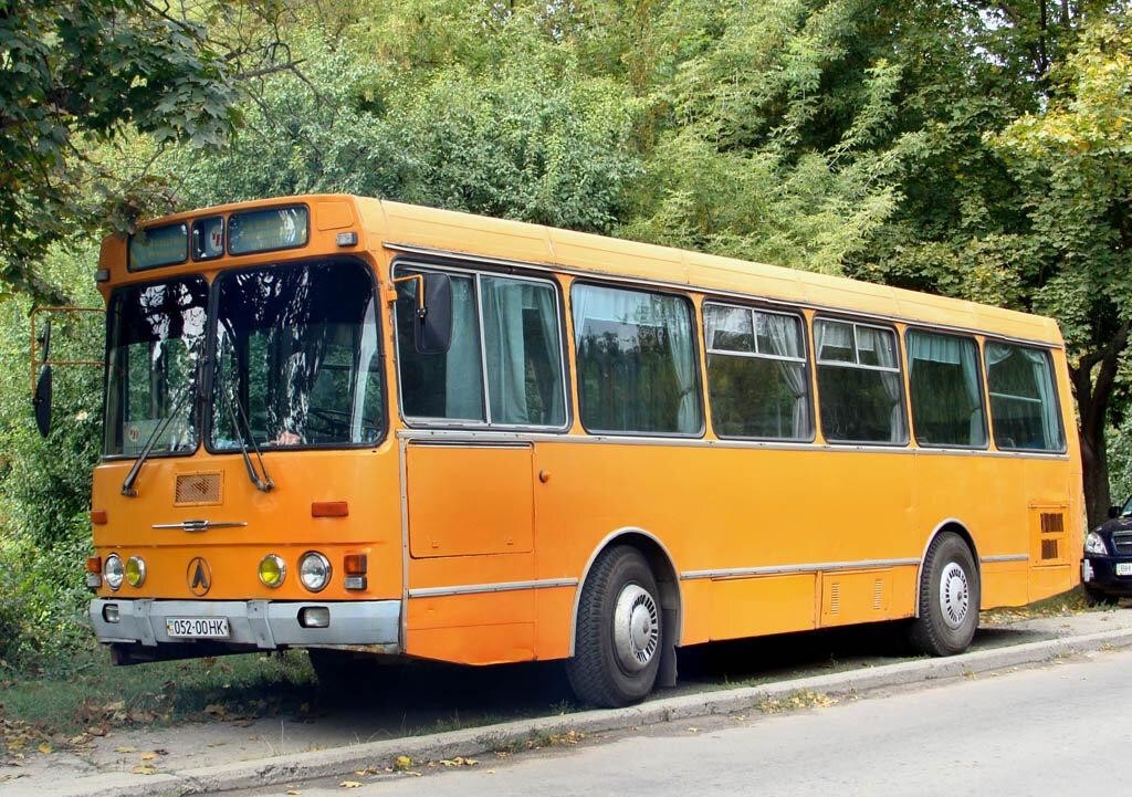 Николаевский автобус. ЛАЗ-42021 автобус. ЛАЗ-4202 автобус. ЛАЗ 4302. ЛАЗ 4202 Икарус.