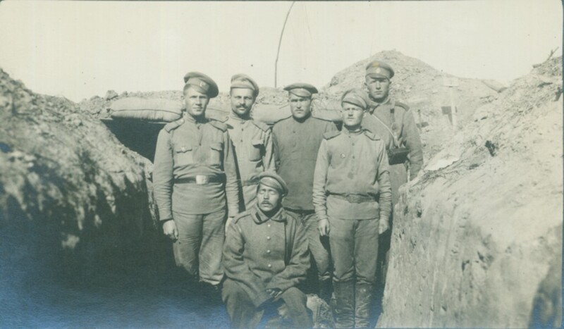 Окопы Гвардейского экипажа на сухопутном фронте в период 1 мировой войны (1914-1916 гг.).