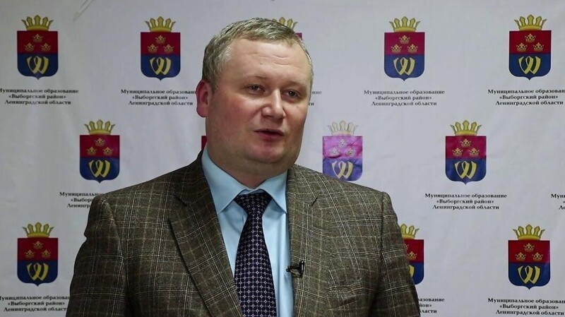 Чиновник засобирался на ПМЖ в Канаду и его взяла ФСБ