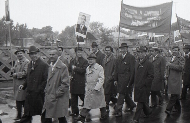 Первомайская демонстрация С. Тарасенко, 1 мая 1983 года, Воронежская обл., г. Лиски