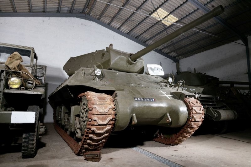 1. Противотанковая установка М10 1942 года продали за €310,000 (29 850 000 руб.).