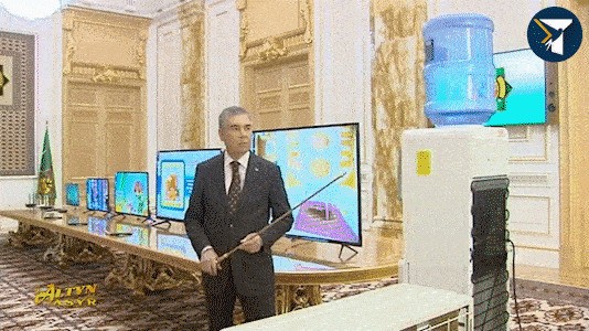 Президент Туркменистана придумал названия для бытовой техники