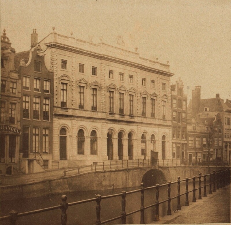 Королевская почта в Амстердаме