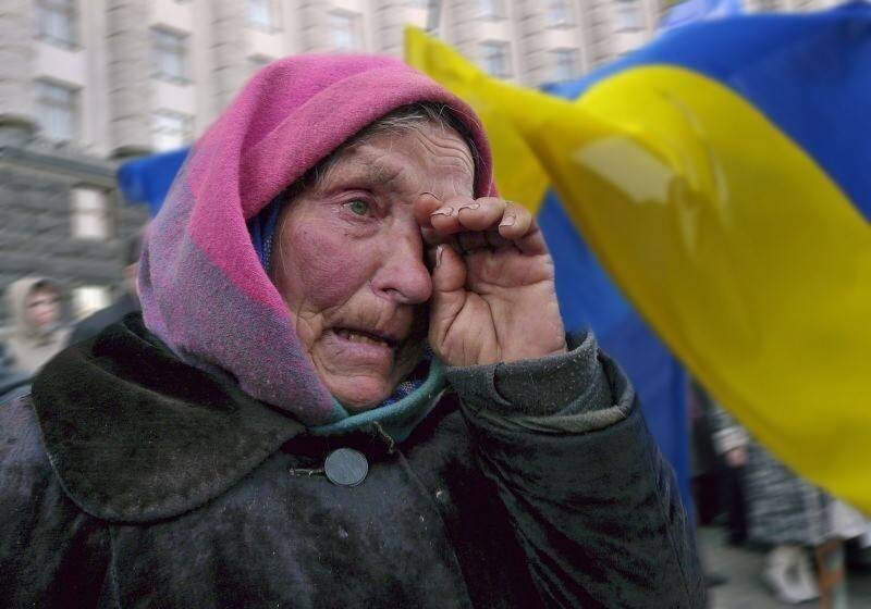 Украинским пенсионерам придется затянуть пояса потуже
