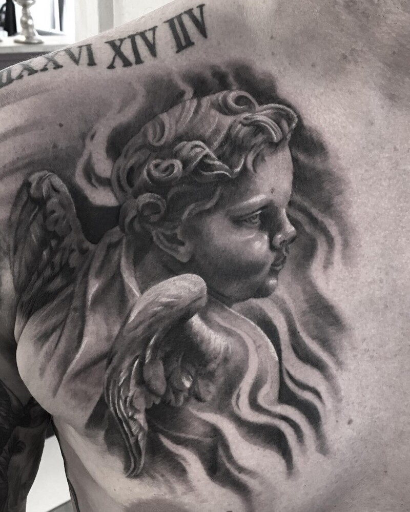 Удивительные черно-белые татуировки, которые можно выставлять в музее
