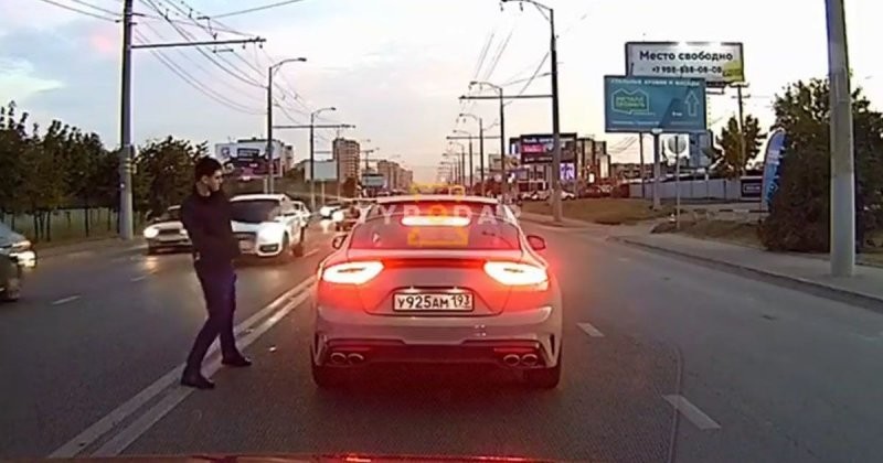 Освежил лицо перцовым баллончиком: разборки автомобилистов в Краснодаре