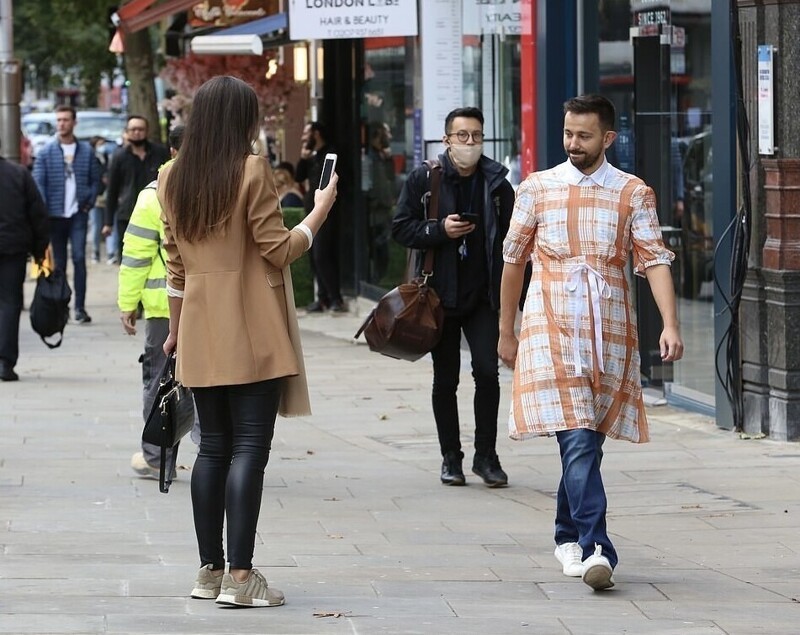 Англичанин провёл эксперимент: прошёлся в платье по Лондону и посмотрел на реакцию жителей