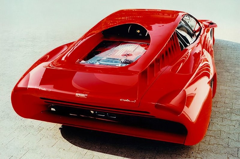 Заниженная Lamborghini Miura и утонувший в озере Ferrari Enzo: девять очень крутых суперкаров, на которые покусились тюнеры