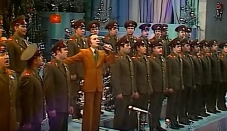 Кто первым исполнил знаменитый советский хит "На дальней станции сойду", и как сложилась его жизнь