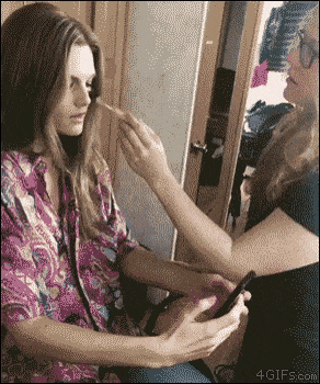 Гифки с девушками