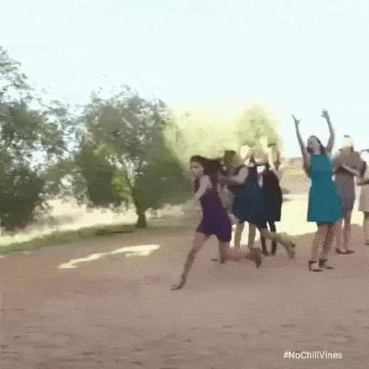 Гифки с девушками