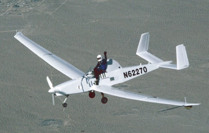 Один из первых прототипов беспилотника Raptor, управляемого пилотом, 1993 год, Калифорния