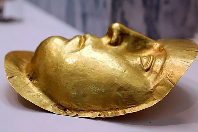Некто странный с золотым лицом: тайна погребального кургана у села Глинище